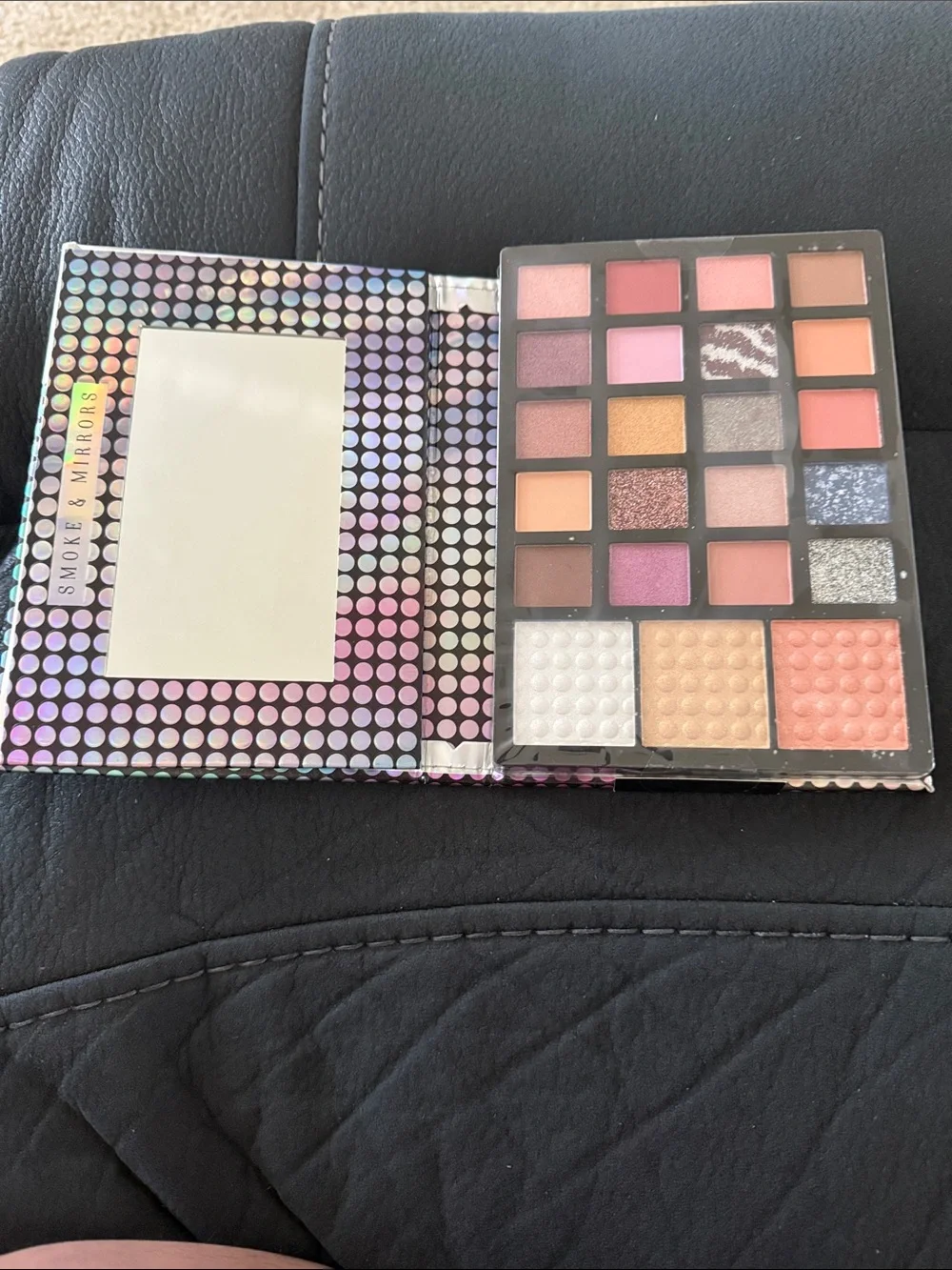 Dancing Queen 23-Piece Face & Eye Palette - Holographic Pink